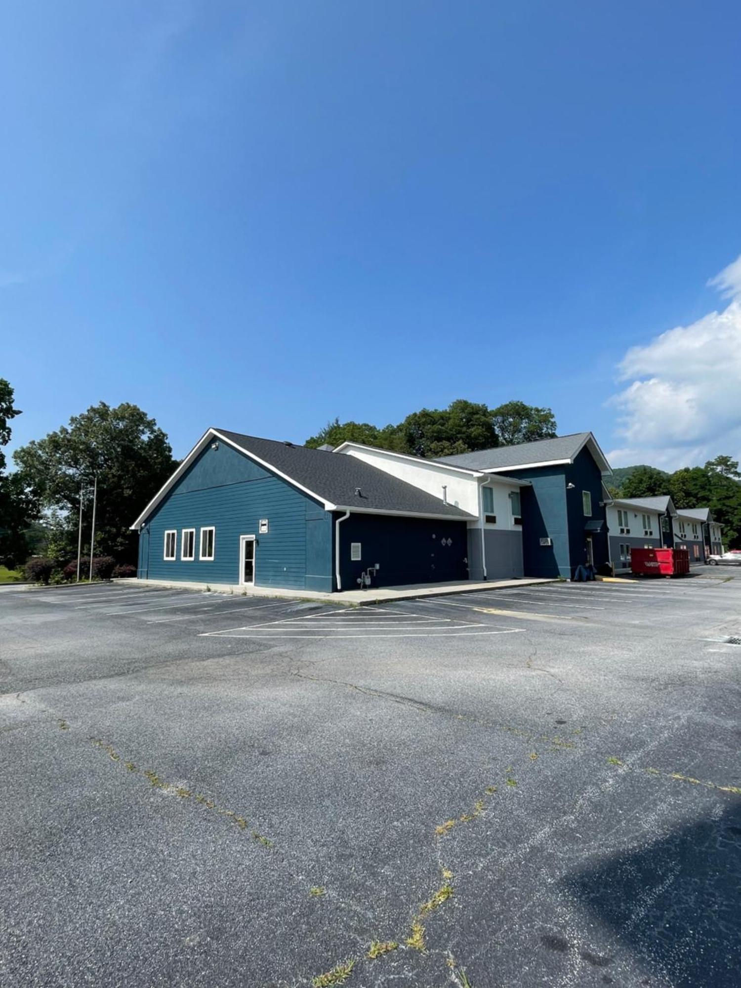 Hotel Clarion Pointe-Dillard Near Blue Ridge Mountains Exterior foto